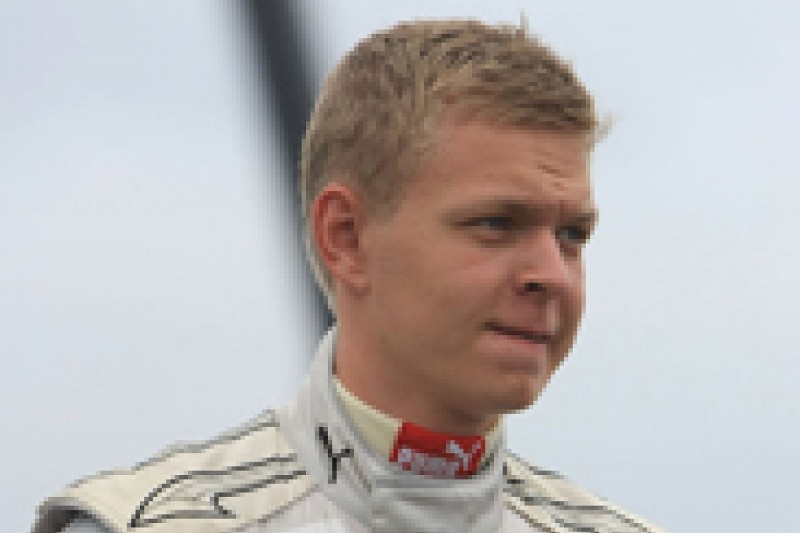 Kevin Magnussen moves to FR3.5 with Carlin for 2012