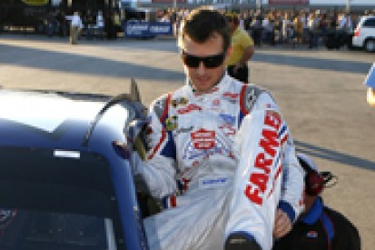 Kasey Kahne takes first NASCAR Sprint Cup pole with Hendrick at Las Vegas