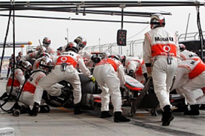 McLaren promises to investigate pitstop problems