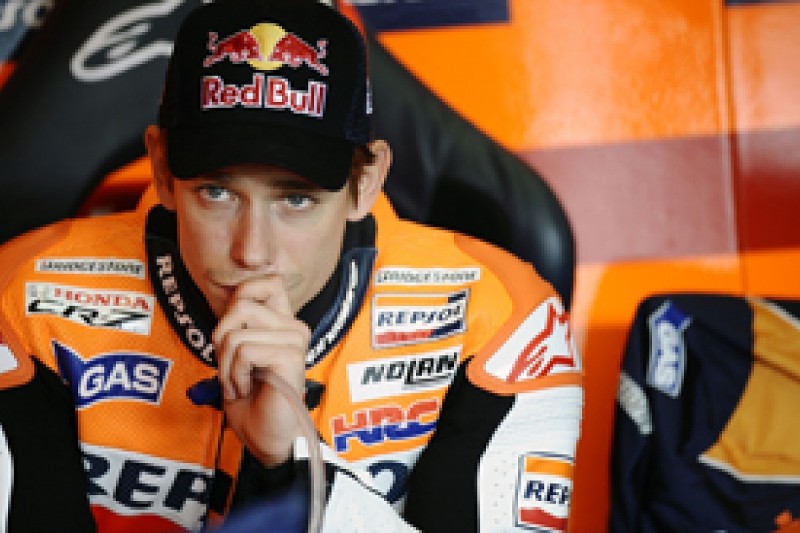 Casey Stoner announces retirement from MotoGP at the end of 2012