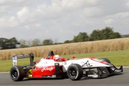 Alex Lynn tops Snetterton British Formula 3 test for Fortec, ahead of Carlin's Jack Harvey