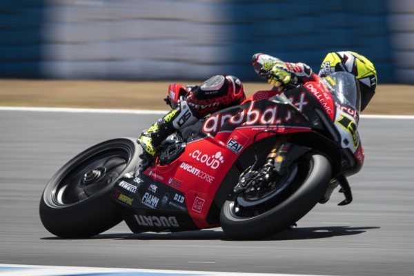 WSBK Jerez Superpole-Rennen: Bautista dominiert, zwei Yamahas in den Top 3