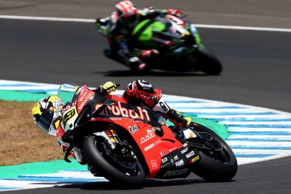 WSBK Jerez: Bautista-Sturz zeigt laut Rea, "dass er kein Übermensch ist"