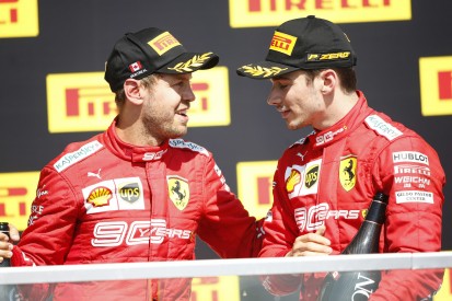 Vettel-Strafe: Ferrari hatte vergessen, Leclerc zu informieren