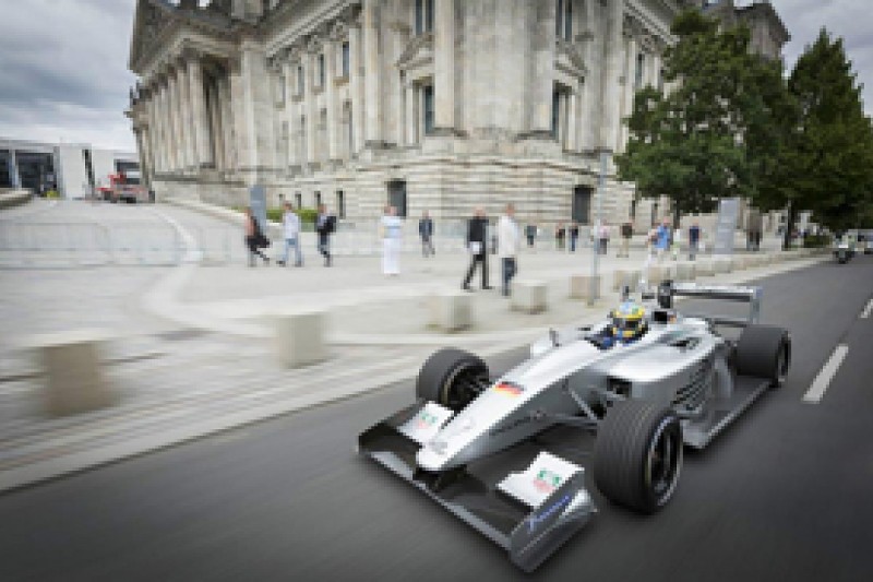 Formula E eyes in-race dynamic recharging to replace two-car format