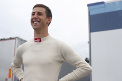 Alexander Sims retains Carlin GP3 seat for Monza
