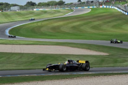 Donington Park Auto GP: Narain Karthikeyan extends pole streak