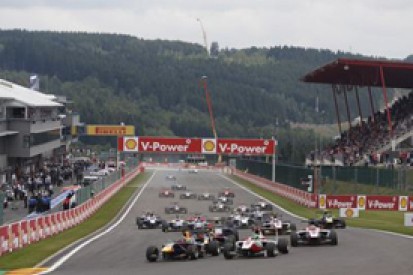 Spa GP3: Daniil Kvyat claims first victory in crash-strewn race