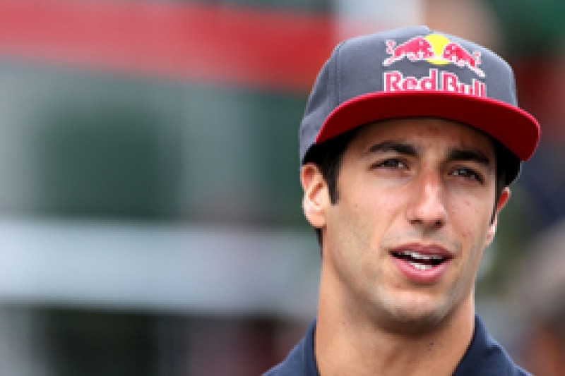 Daniel Ricciardo insists Red Bull 2014 deal not done yet