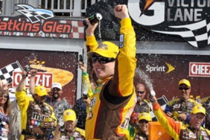 Watkins Glen NASCAR: Kyle Busch resists Brad Keselowski for victory