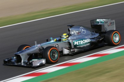 Japanese GP: Nico Rosberg reprimanded for slow driving