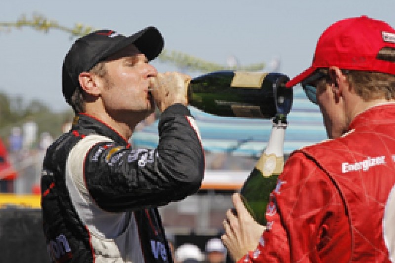 Houston IndyCar: Will Power wins, Dario Franchitti in big crash