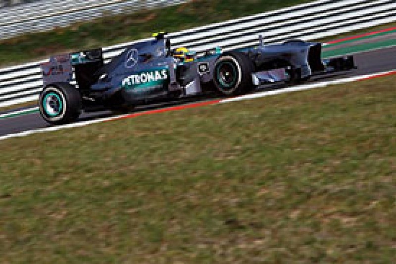 Korean GP: Lewis Hamilton stays on top in second F1 practice