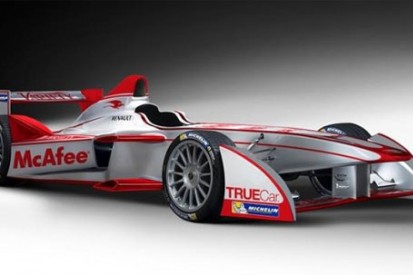 IndyCar squad Dragon Racing commits to Formula E