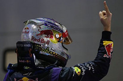Lewis Hamilton believes F1 fans are wrong to boo Sebastian Vettel