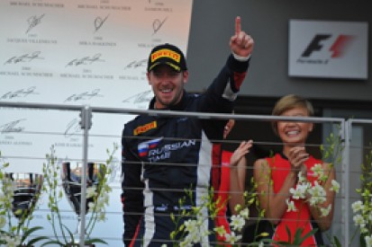 Singapore GP2: Sam Bird dominates to set up title showdown