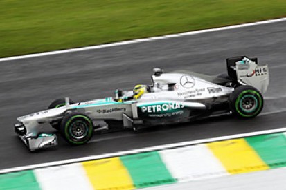 Brazilian GP: Nico Rosberg stays on top in wet second practice