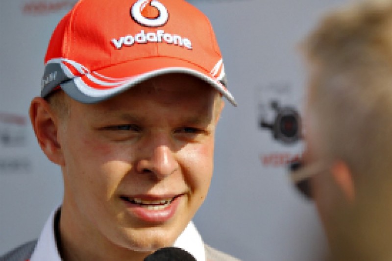 Kevin Magnussen signs to race for McLaren in Formula 1 in 2014