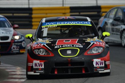 Macau WTCC: Rob Huff fastest in disrupted Thursday test