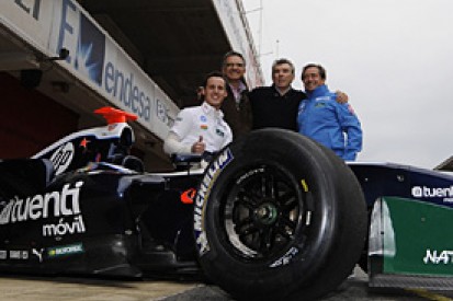 Moto2 champion Pol Espargaro tests FR3.5 car but crashes