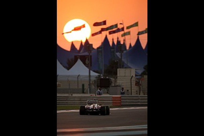 Abu Dhabi GP: Alonso suffered big impact in Vergne incident