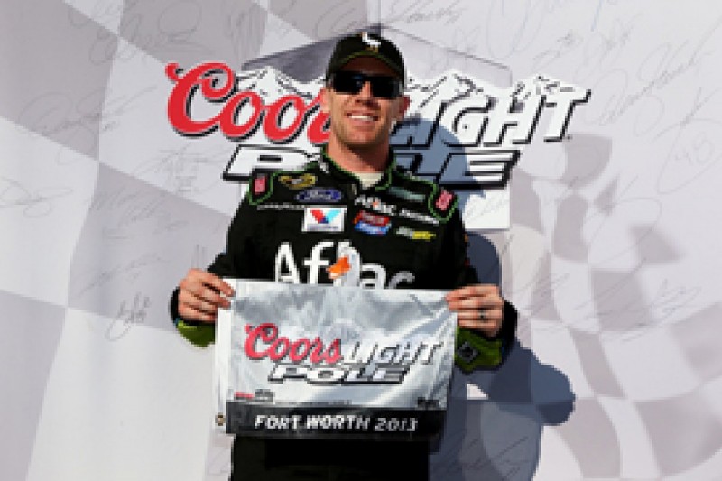 Texas NASCAR: Carl Edwards earns pole