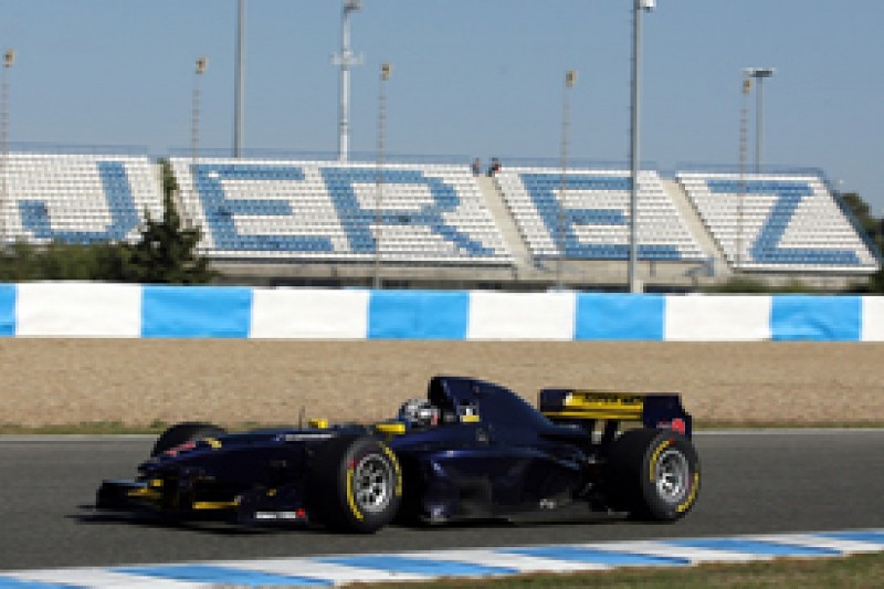 Meindert van Buuren tops first day of Jerez Auto GP test