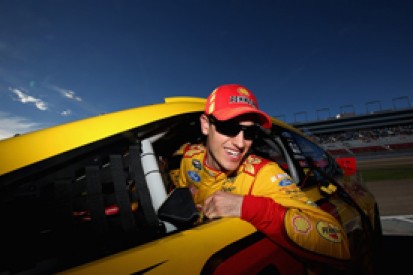 Las Vegas NASCAR: Joey Logano on pole with new lap record