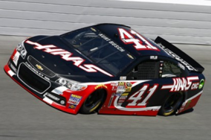 Daytona 500: Kurt Busch sets pace in rain-delayed final practice