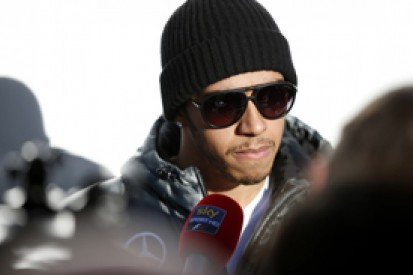 Lewis Hamilton can handle Formula 1's fuel economy rules - Mercedes