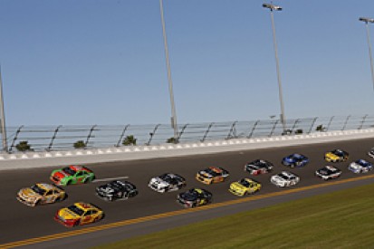 Hamlin tops Sprint Unlimited practice as NASCAR Sprint Cup action begins