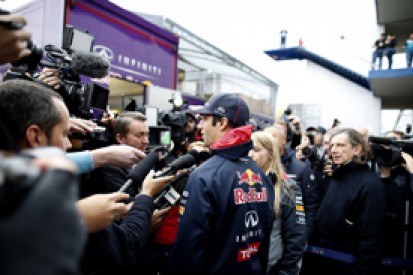 Daniel Ricciardo: Mercedes' F1 test form doesn't worry Red Bull