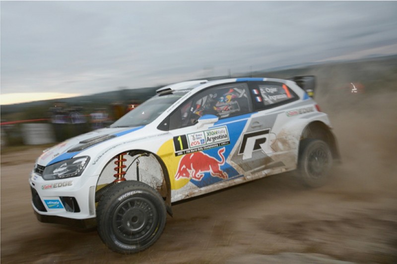 Rally Argentina: Sebastien Ogier leads after superspecial