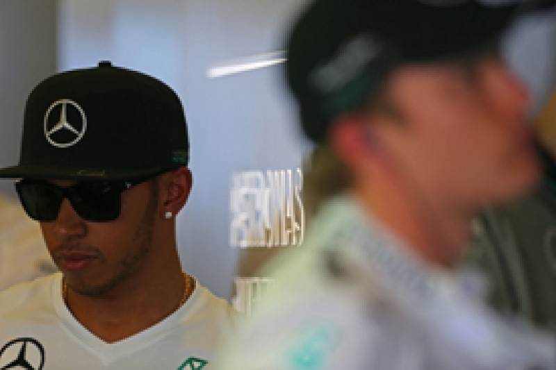 Hamilton focused on 'weaker' tracks in F1 title battle with Rosberg