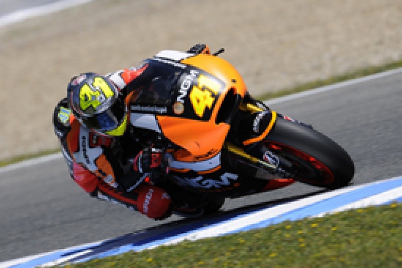 Jerez MotoGP: Aleix Espargaro fastest for Forward in practice one