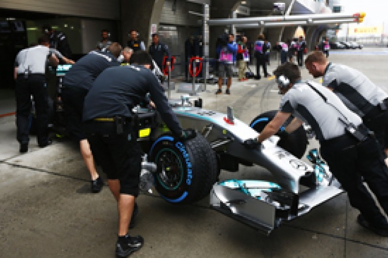 Lewis Hamilton: restricted Formula 1 practice running bad for fans