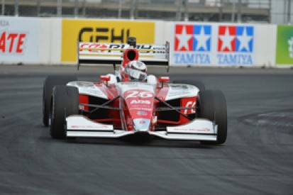 Long Beach Indy Lights: Veach secures pole in thrilling session