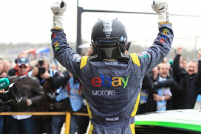 Brands Hatch BTCC: Colin Turkington wins reversed-grid finale