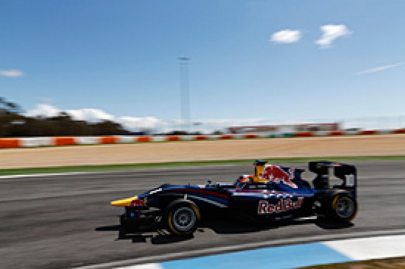 Estoril GP3 test: Alex Lynn and Carlin dominate on second day