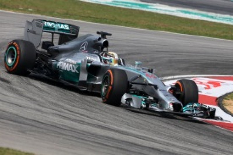 Malaysian GP: Lewis Hamilton fastest for Mercedes in practice one
