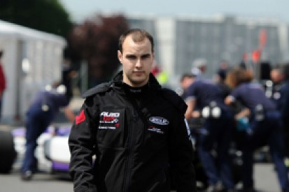 Tamas Pal Kiss stays on with Zele for 2014 Auto GP season