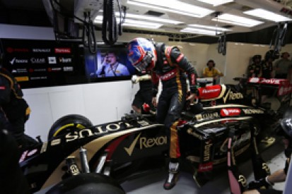 Australian GP: Grosjean and Maldonado say Lotus hitting new issues