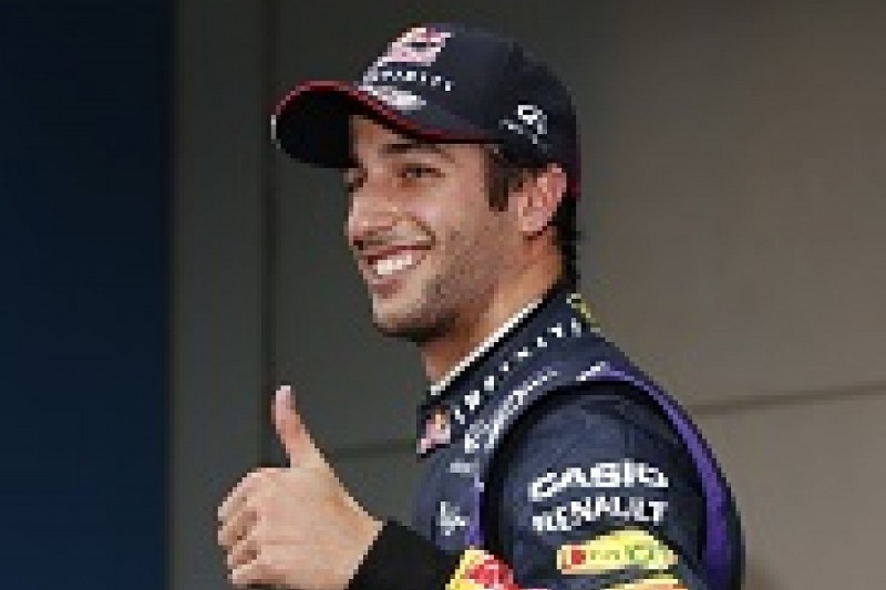 Australian GP: Ricciardo downplays qualifying margin over Vettel