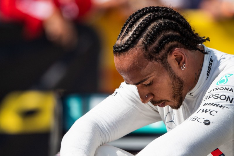 Wegen Lagerfeld-Trauerfeier: Hamilton lässt Medien-Donnerstag aus