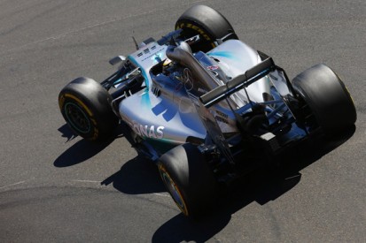 Monaco GP: Lewis Hamilton leads Daniel Ricciardo in practice three