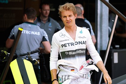 Rosberg undaunted by Hamilton's run of form in F1 title battle