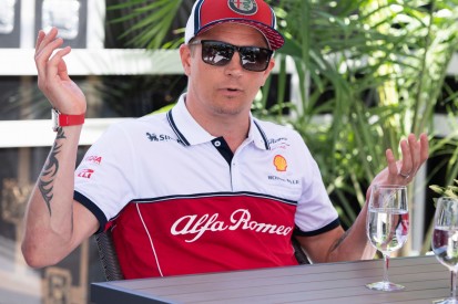 Räikkönen erklärt Mittelfinger-Geste an Hamilton: "Habe auf Flugzeuge gezeigt"