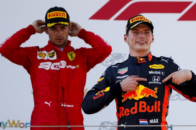 Verstappen vs. Leclerc: Starker Fight um den Sieg - mit einem Schönheitsfehler