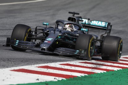 Lewis Hamilton: Flügelschaden hat halbe Sekunde pro Runde gekostet