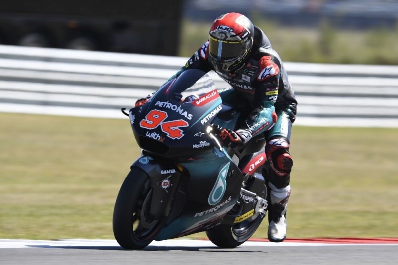 Moto2 FT1 am Sachsenring: Folger und Schrötter auf den ersten beiden Plätzen